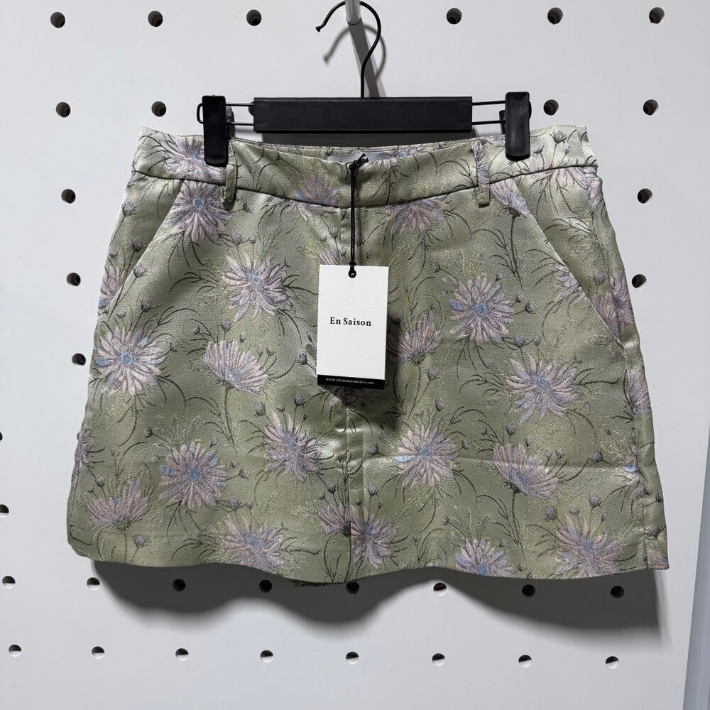 NWT En Saison Skort